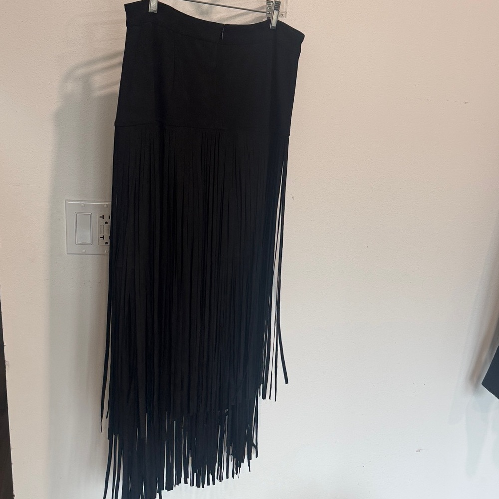 Joh Elegant Black Fringe Skirt - Picture 4 of 6